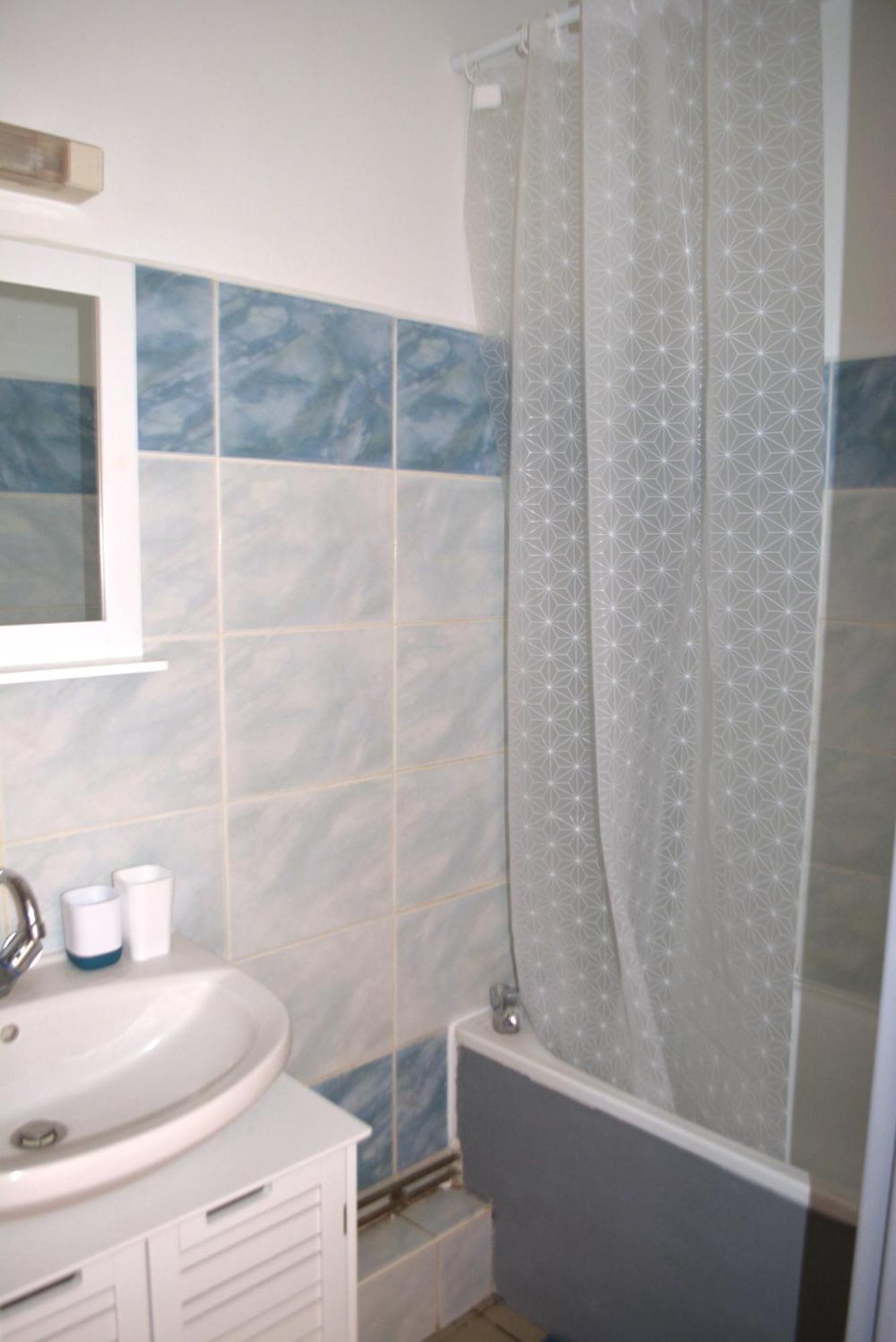 Comme Chez Soi - Studio Tout Equipe - By Sister Home Saint-Denis Eksteriør bilde