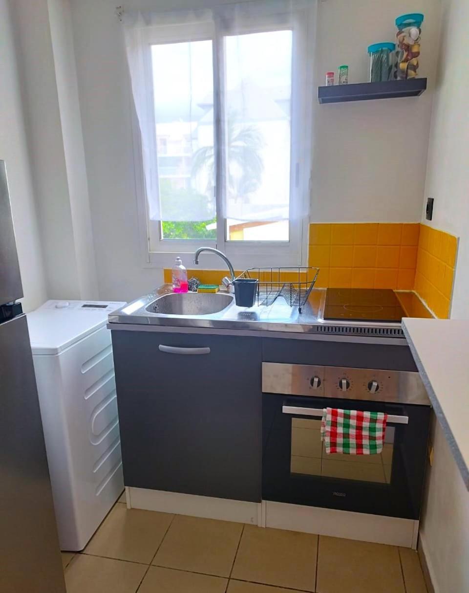Comme Chez Soi - Studio Tout Equipe - By Sister Home Saint-Denis Eksteriør bilde